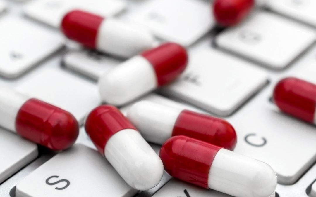 AIFA: Aumentano le segnalazioni di medicinali contraffatti nel mercato online.